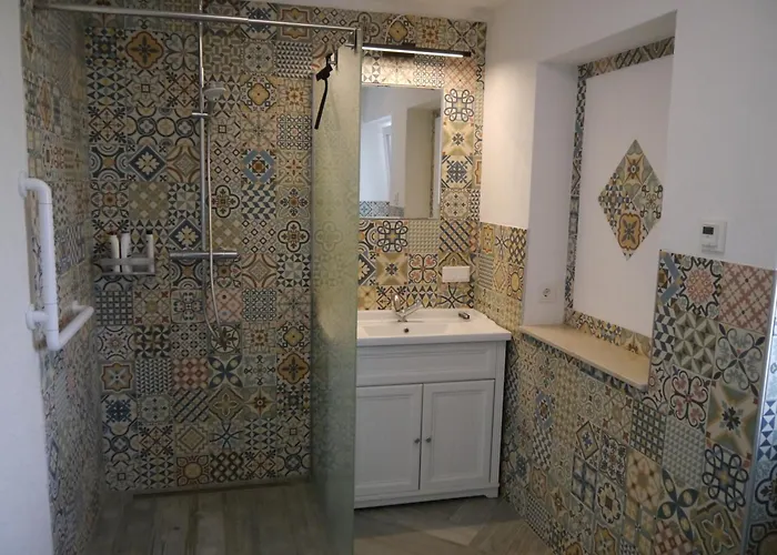 Schrauts Unwesen Apartament